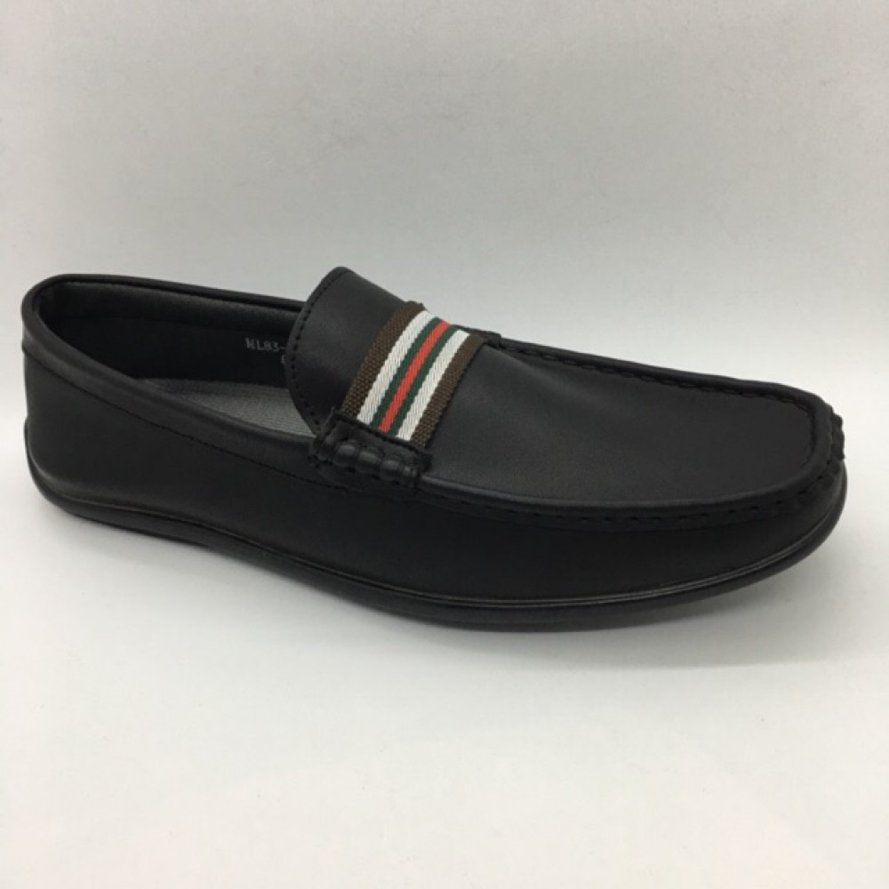 loafer shoes in black colour